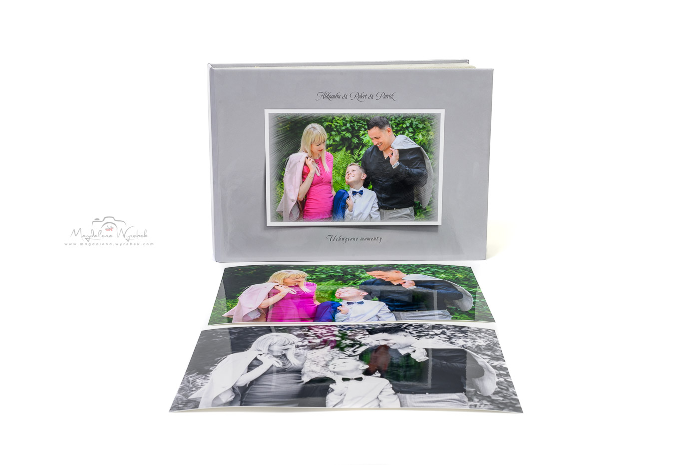 2024-11-08-FOTOPAMIĄTKI-Fotobox-Odbitki-Kolor-BW-Aleksandra-Robert-Patrick-FotoStudio-SESJA-RODZINNA-OKOLICZNOŚCIOWA-KOMUNIJNA-Polski-Fotograf-Mannheim-Magdalena-Wyrębek-Nikon-1